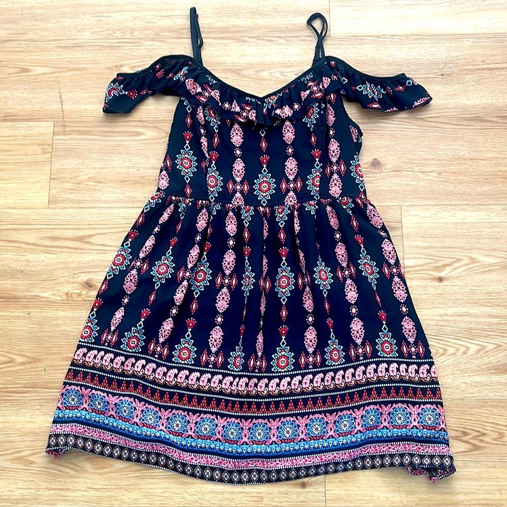 Xhilaration Cold Shoulder Dress